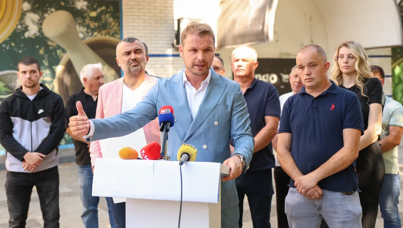 Станивуковић: Српска није сиромашна, већ је опљачкана