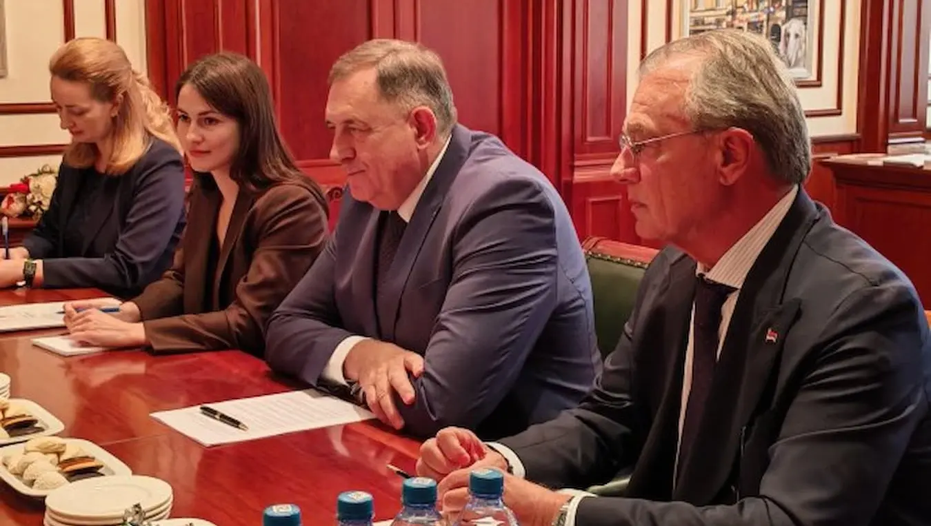 Додик Русија