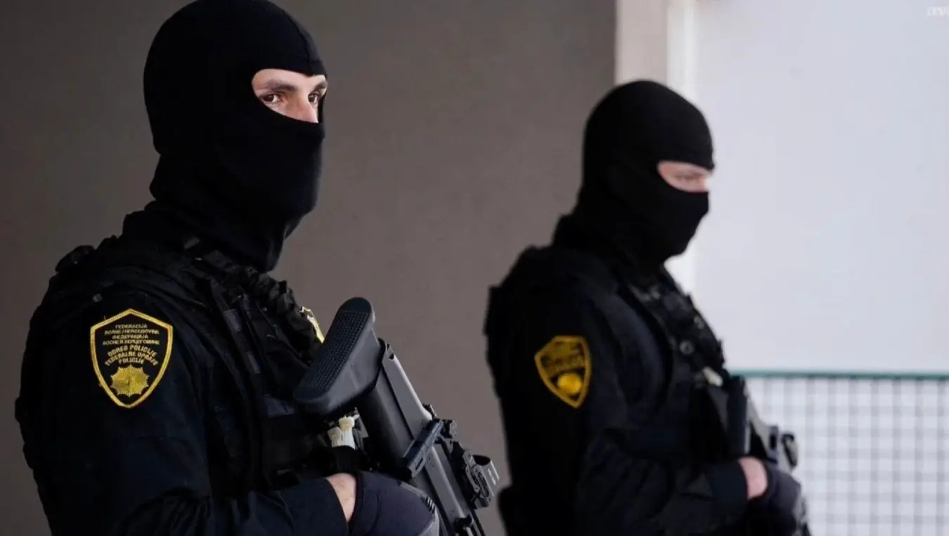 ПОСКОК: Власницима "Холанд таксија" блокирана имовина вриједна више од три милиона КМ