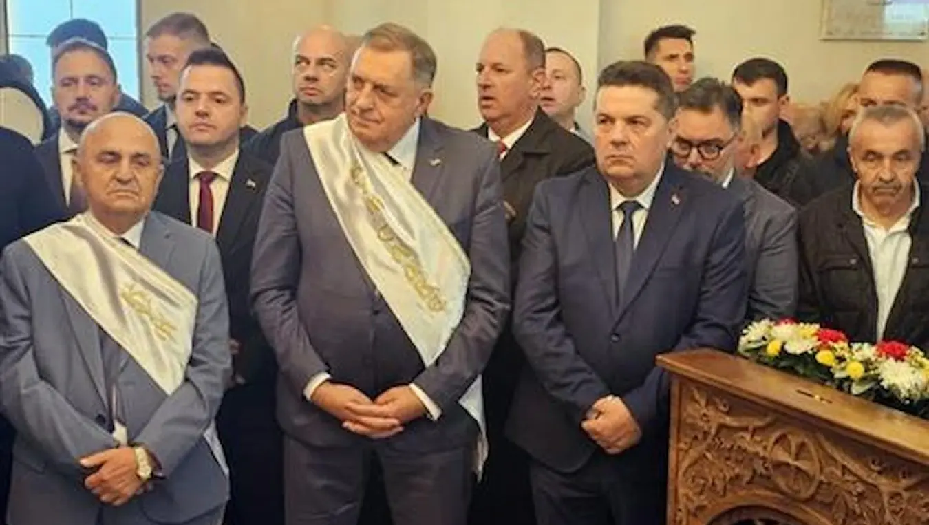 Освештан храм Свете Недјеље у Заваиту: Додик и Стевановић кумови молитвеног славља