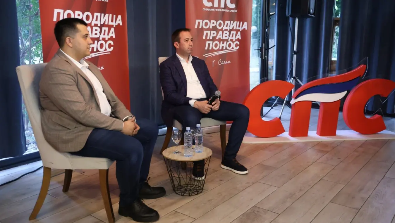 Селак на "Форуму са предсједником": Млади морају бити активни креатори политика, а не посматрачи
