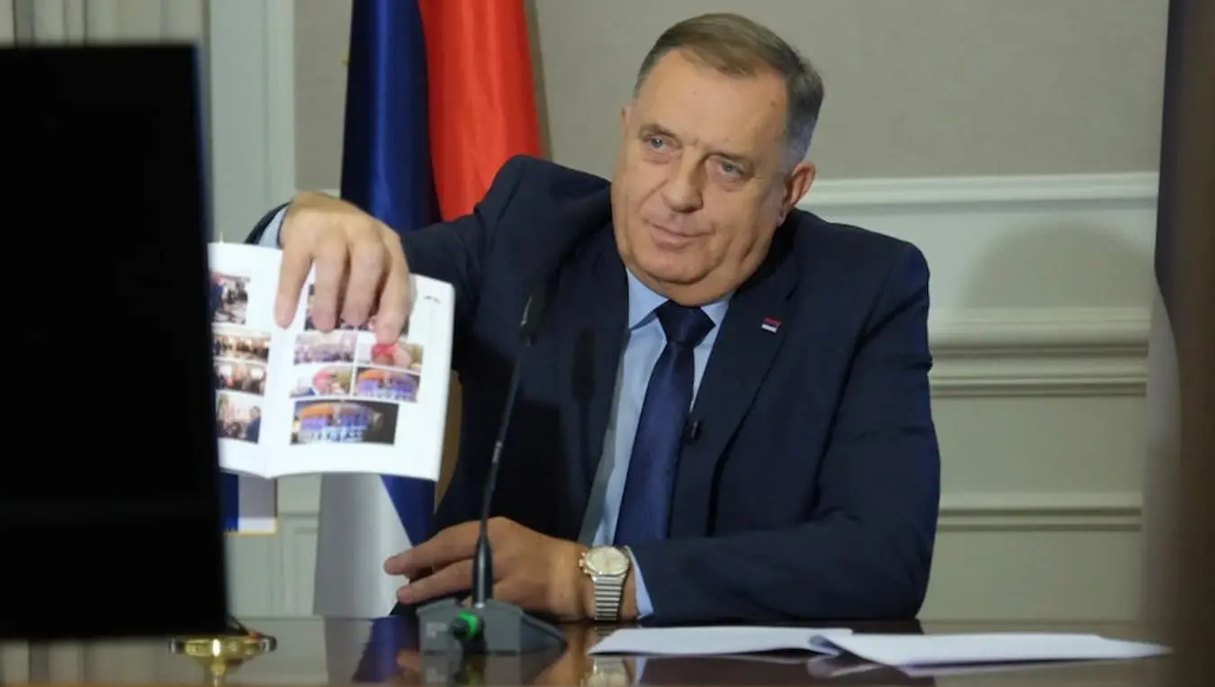 Додик Вејн Ален Рут