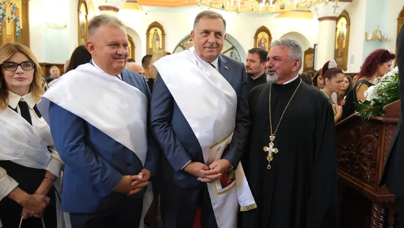Додик кум задужбине у Градишци: "Чувамо своју вјеру, традицију и српски идентитет"