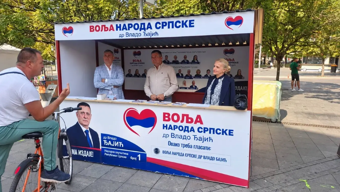 Кандидати "Воља народа Српске" на Тргу Крајине: Грађани су рекли шта мора да се мијења