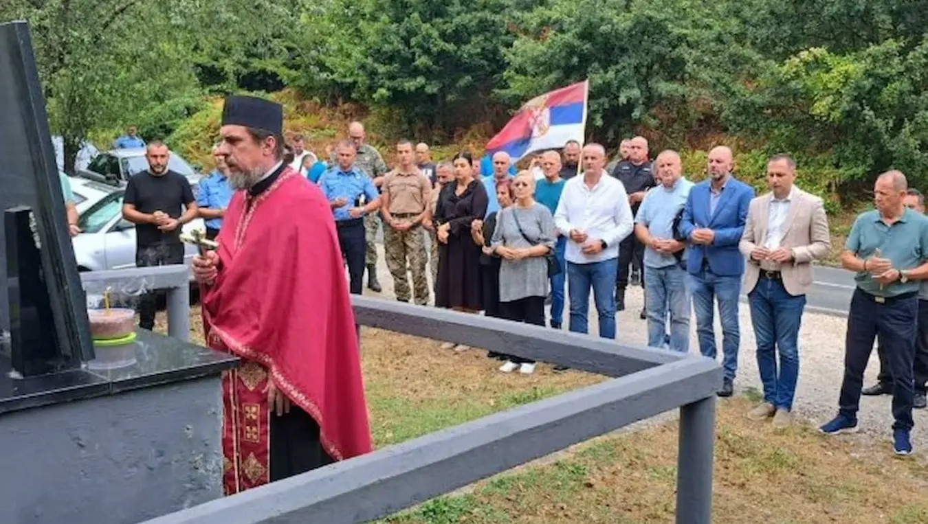 На Црном врху код Зворника обиљежено 34 године од убиства 11 припадника ВРС