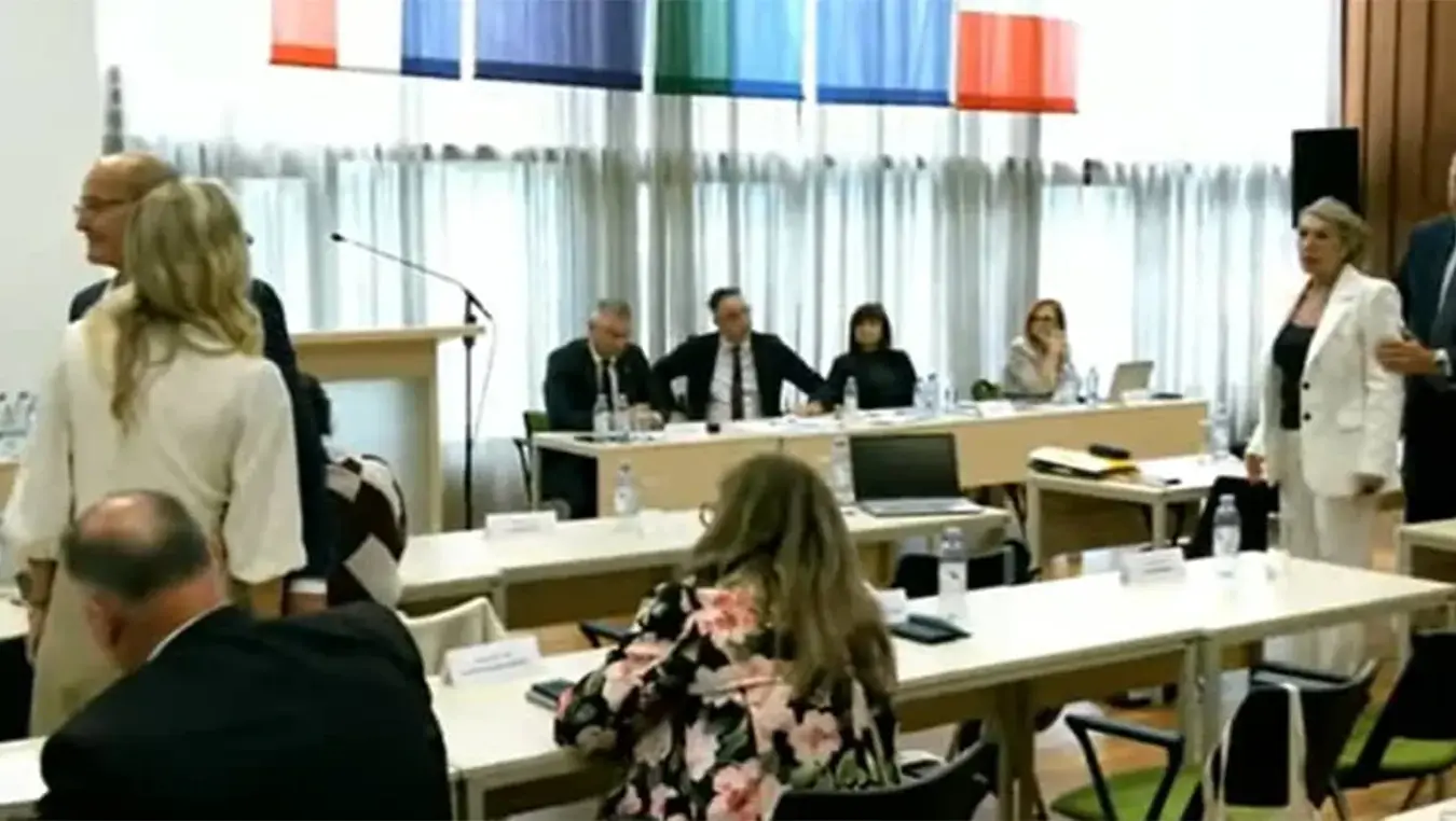 Замало туча одборница