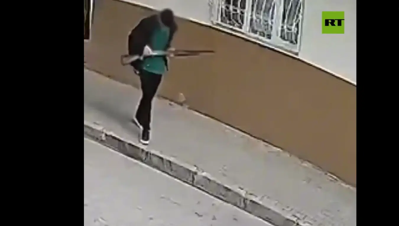 турска пуцњава малољетник