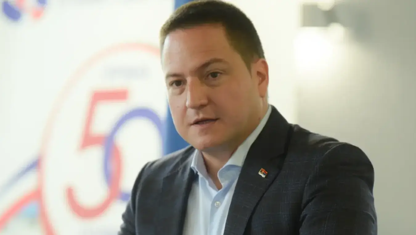 Бранко Ружић поднио оставку на функцију народног посланика