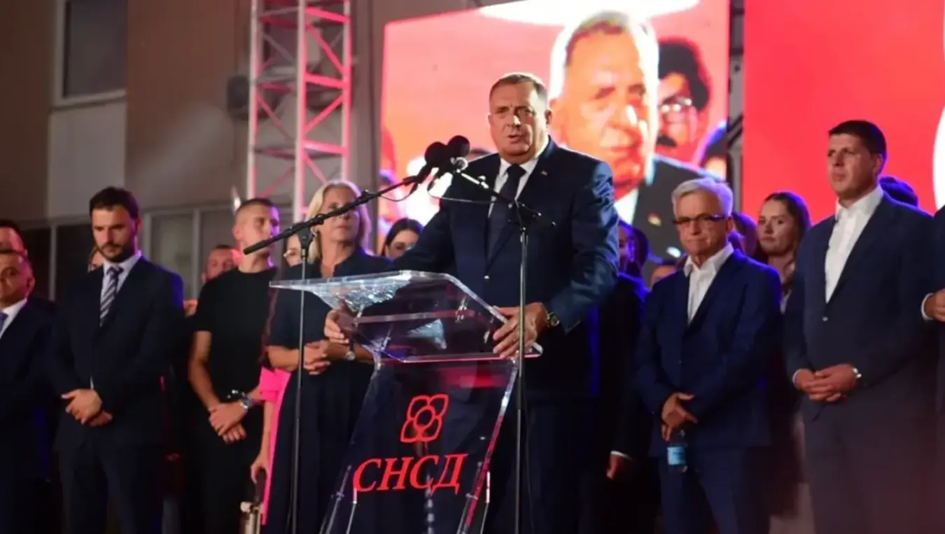 Додик поручио у Шамца: СНСД је гаранција за Републику Српску