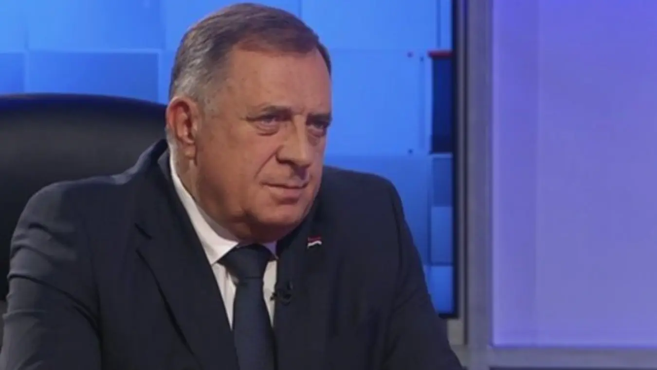 Додик: Планирамо прогласити нови Устав Српске на Дан Републике