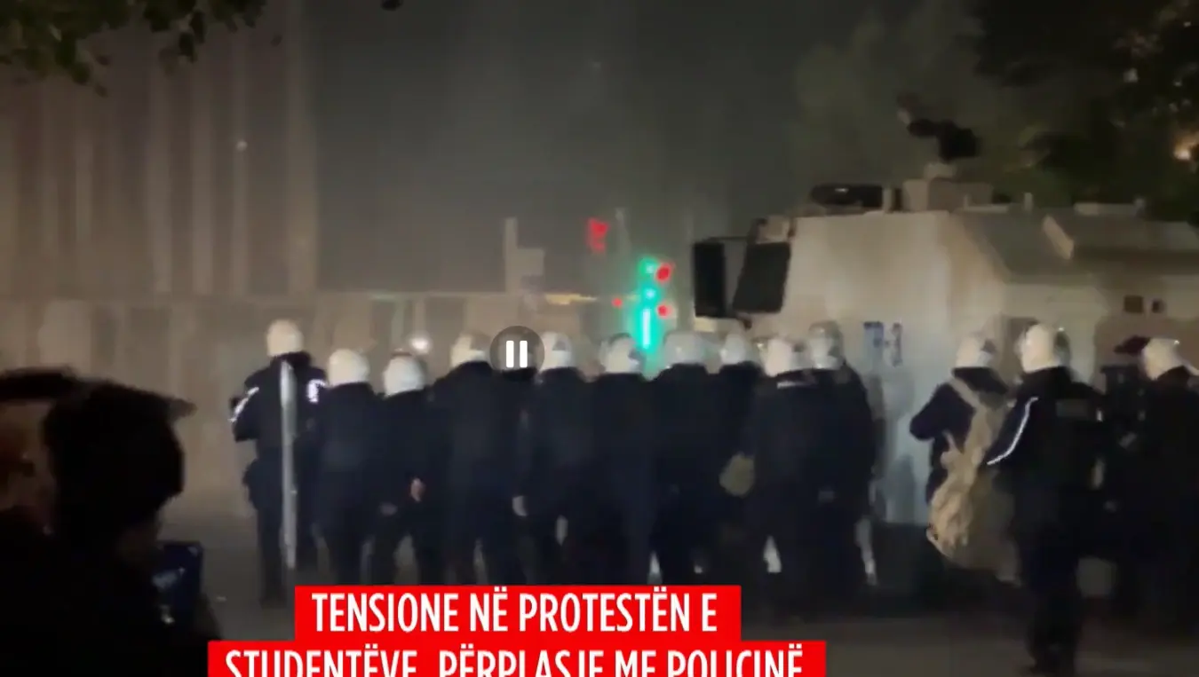 Тирана протести студената