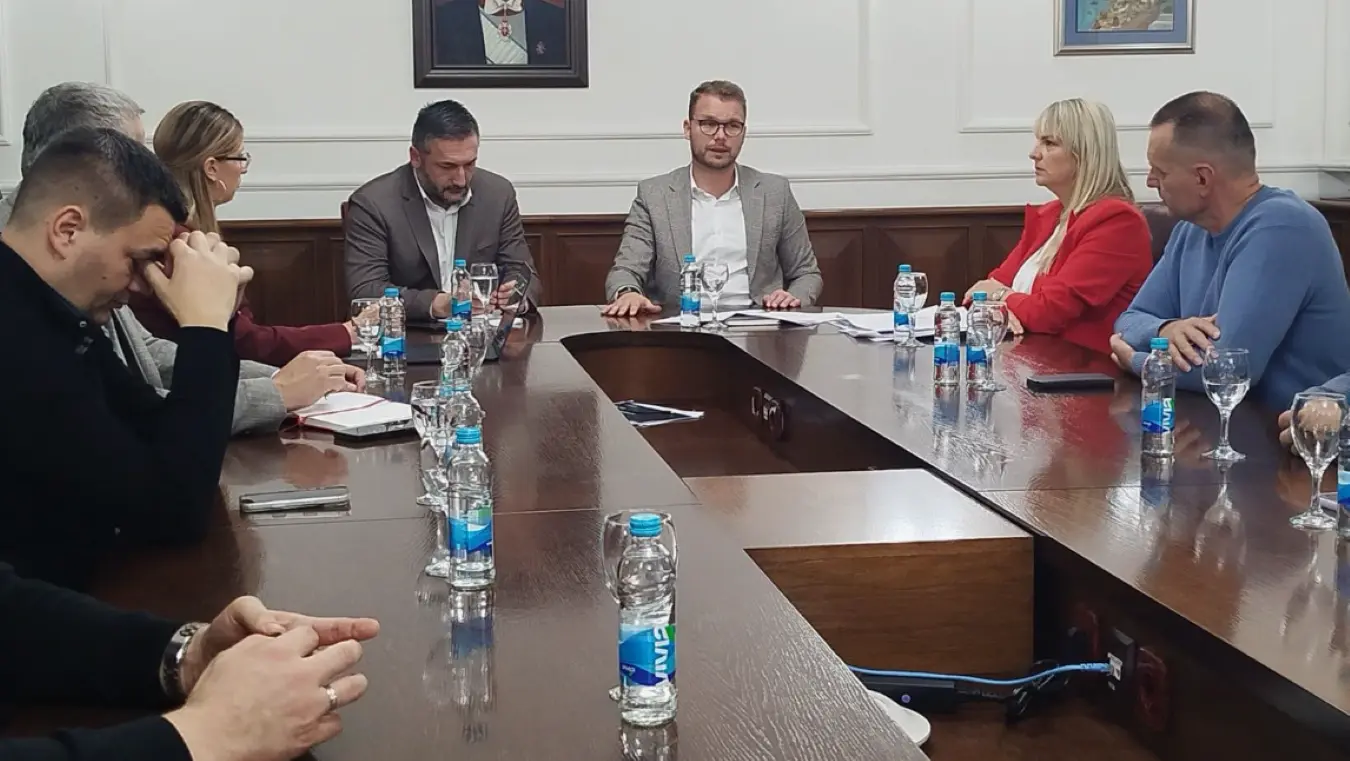 Бањалука разматра куповину „Еко топлана“ и враћање јавног превоза под контролу Града
