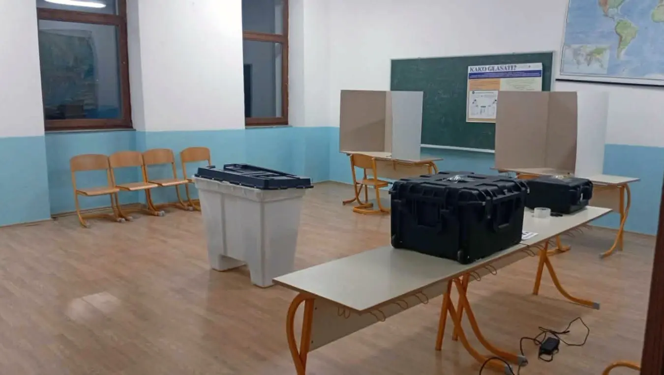 Крупа избори