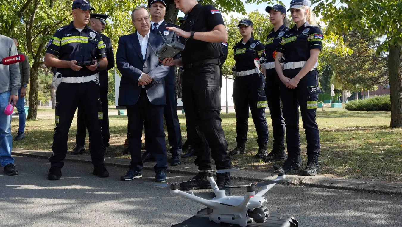 Саобраћајна полиција увела дронове у контролу возача широм Србије: Већ евидентирано више од 200 прекршаја