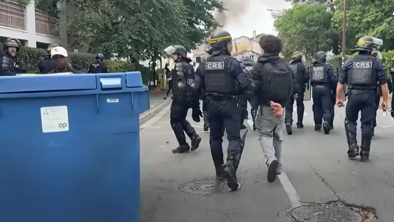 Француска протести студената
