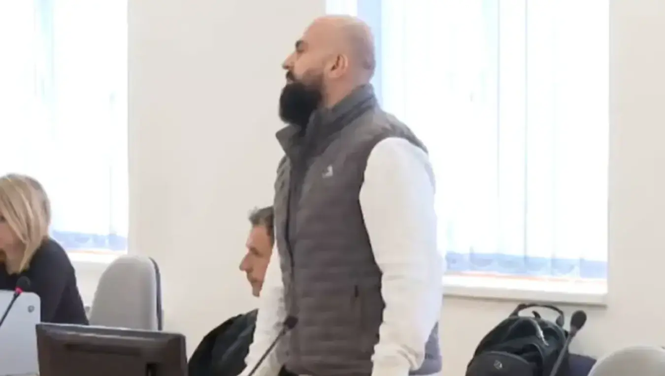 Осуђен у мају, а још није у затвору: Зашто Амир Кујовић није на издржавању казне?