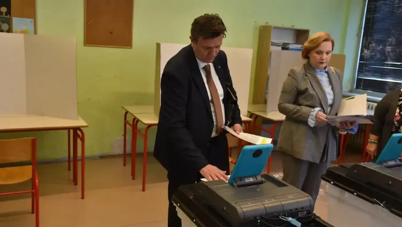 Блануша гласао