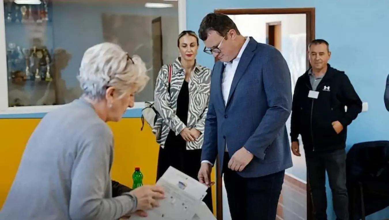 Маринко Божовић гласа