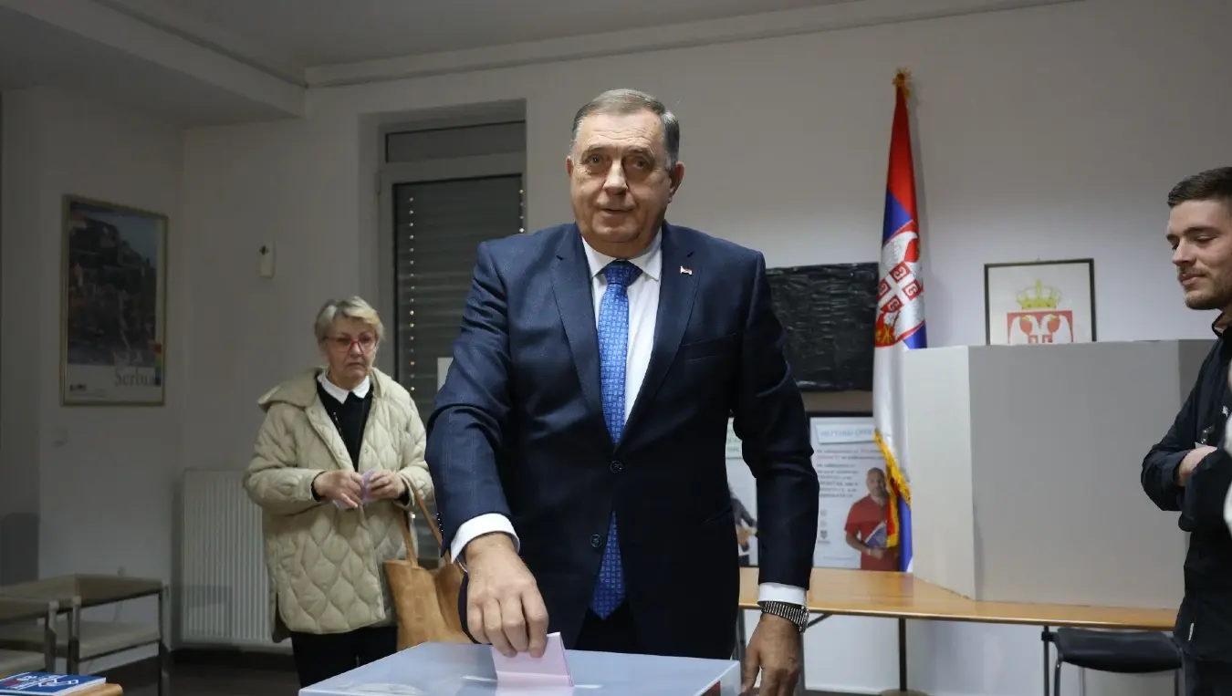 Додик гласао у Бањалуци