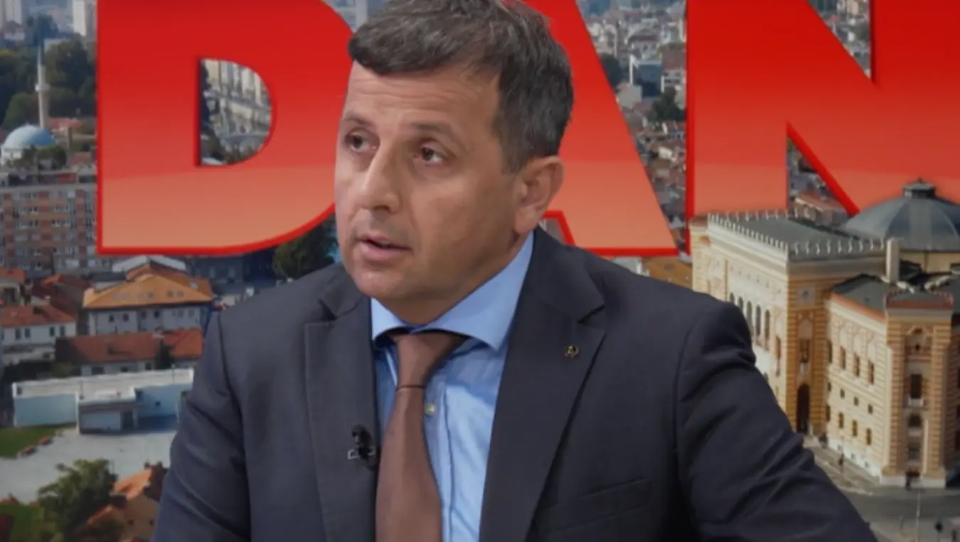 Политички рат у опозицији: Вукановић тврди да Савјет министара виси у ваздуху, а Бланушу назвао преваром вијека!