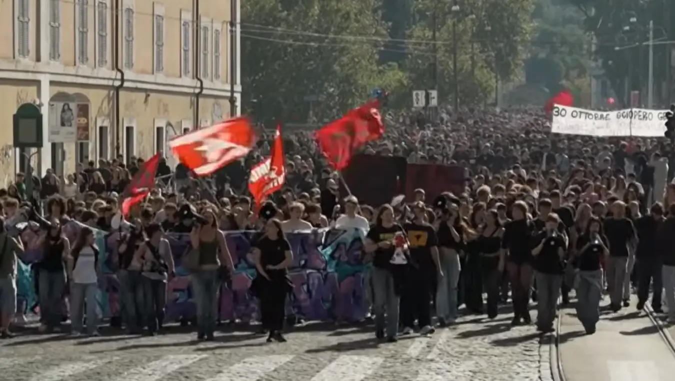 Италија протест средњошколци
