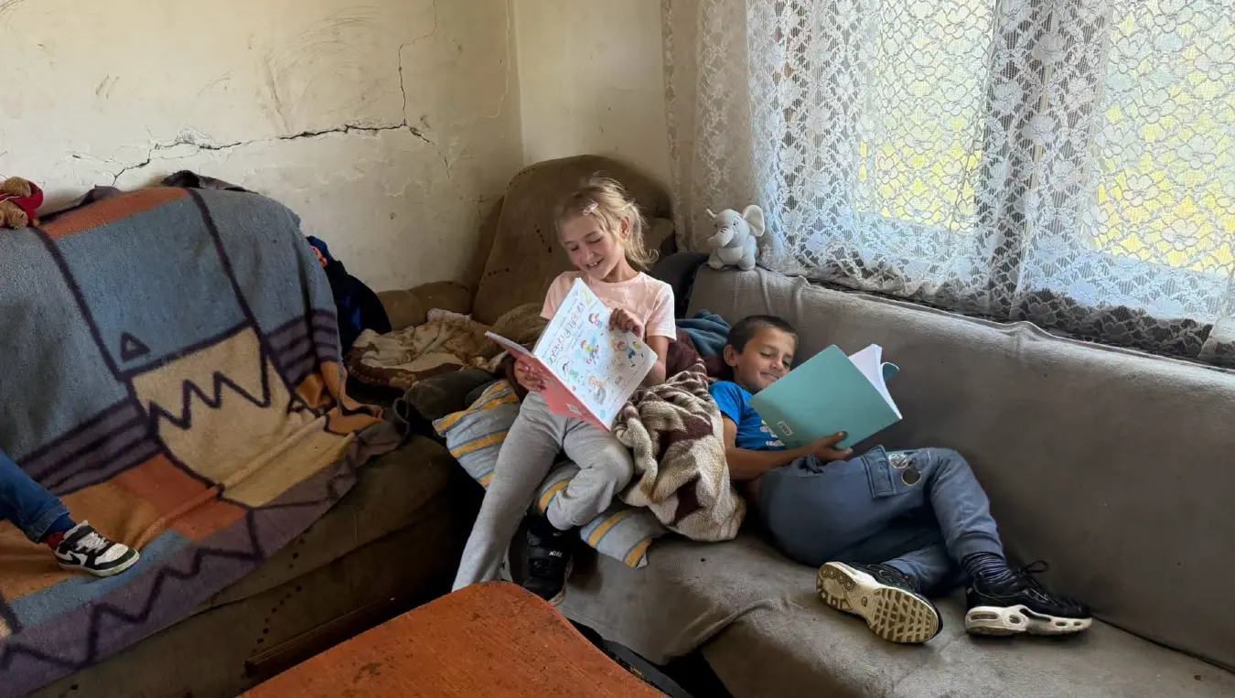 Породици Ћорић из Мале Сочанице потребна помоћ: Шесторо дјеце у трошној кући без воде