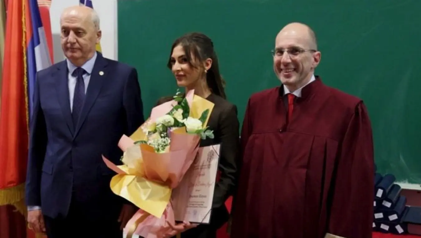 И. Сарајево: Промовисано 35 дипломираних правника и мастера правних наука